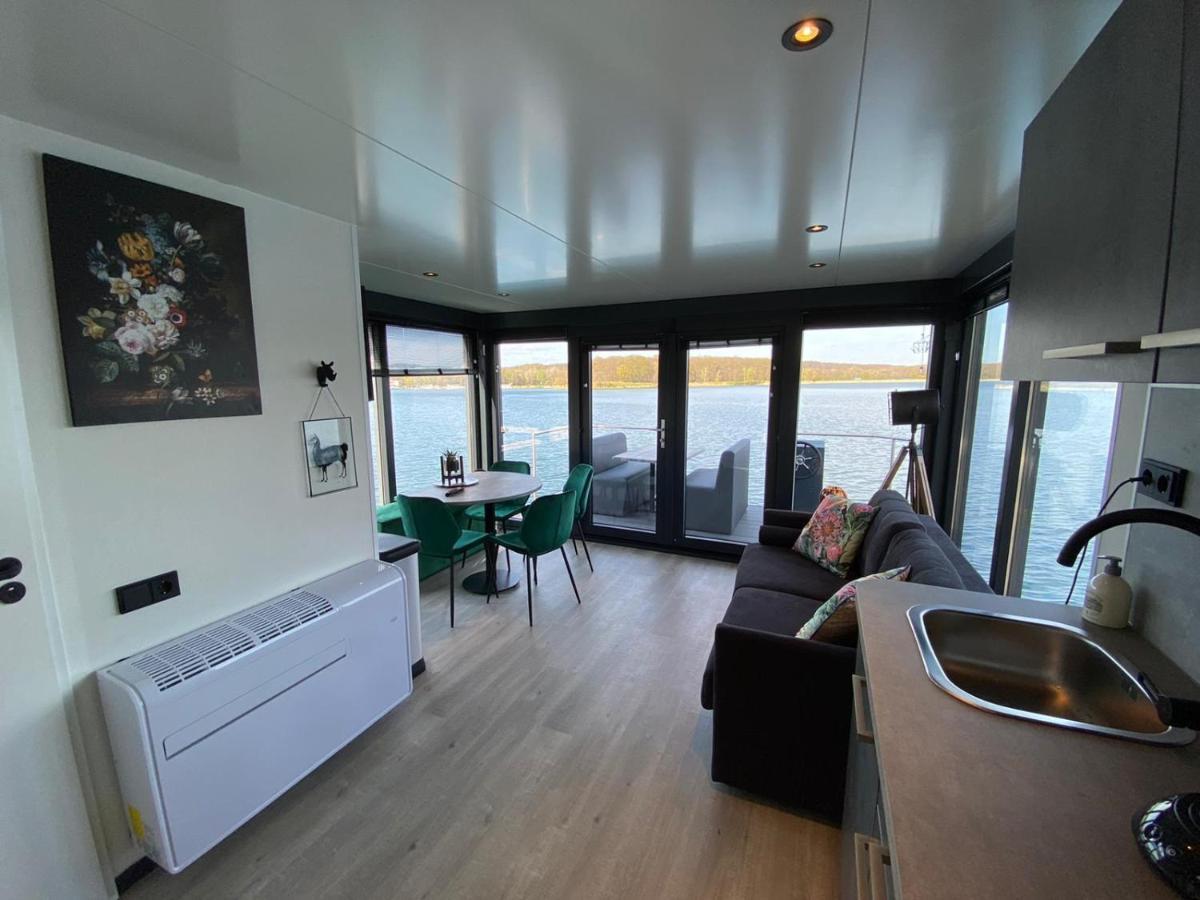 Houseboat Met Dakterras Mookerplas Middelaar Kültér fotó