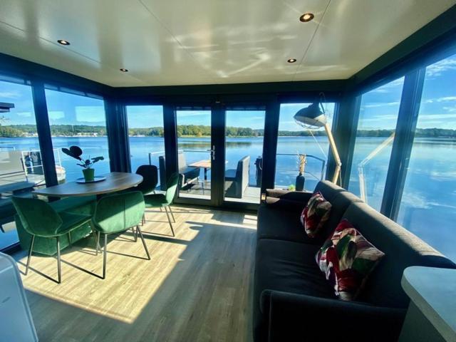 Houseboat Met Dakterras Mookerplas Middelaar Kültér fotó
